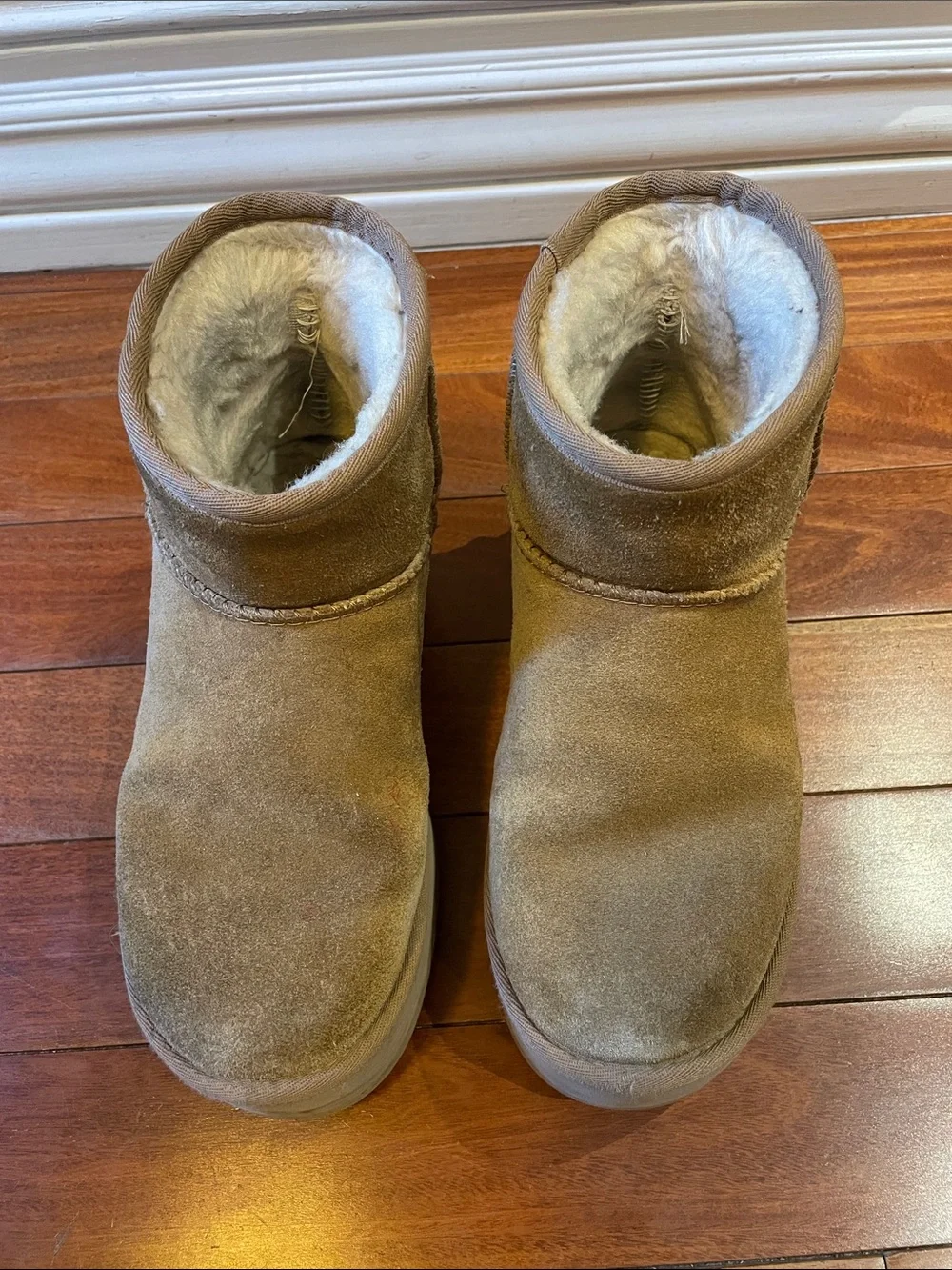 UGG Chestnut Suede Fleece-Lined Platform Ankle Boots - Women’s Size 6